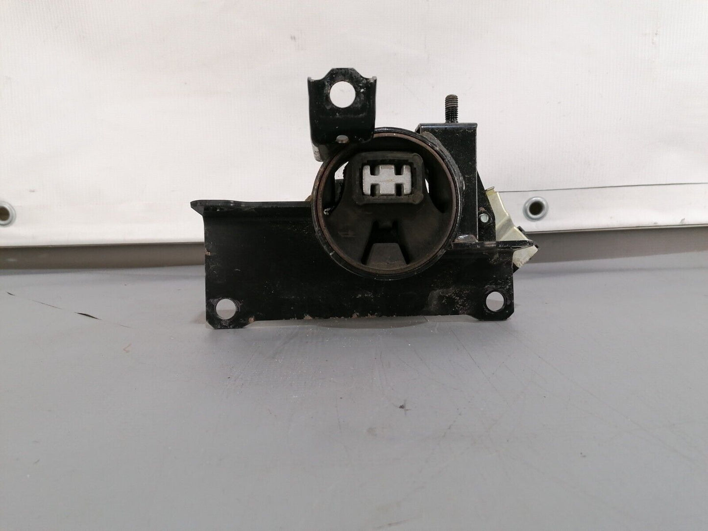 2017 SUZUKI IGNIS 1.2 PETROL ENGINE MOUNT