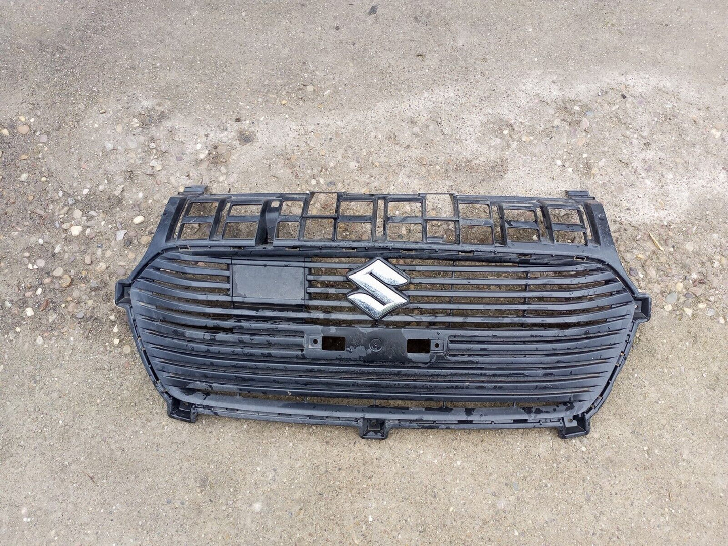 SUZUKI SWIFT 2017-2020 FRONT BUMPER GRILL P/N:71741-52R20