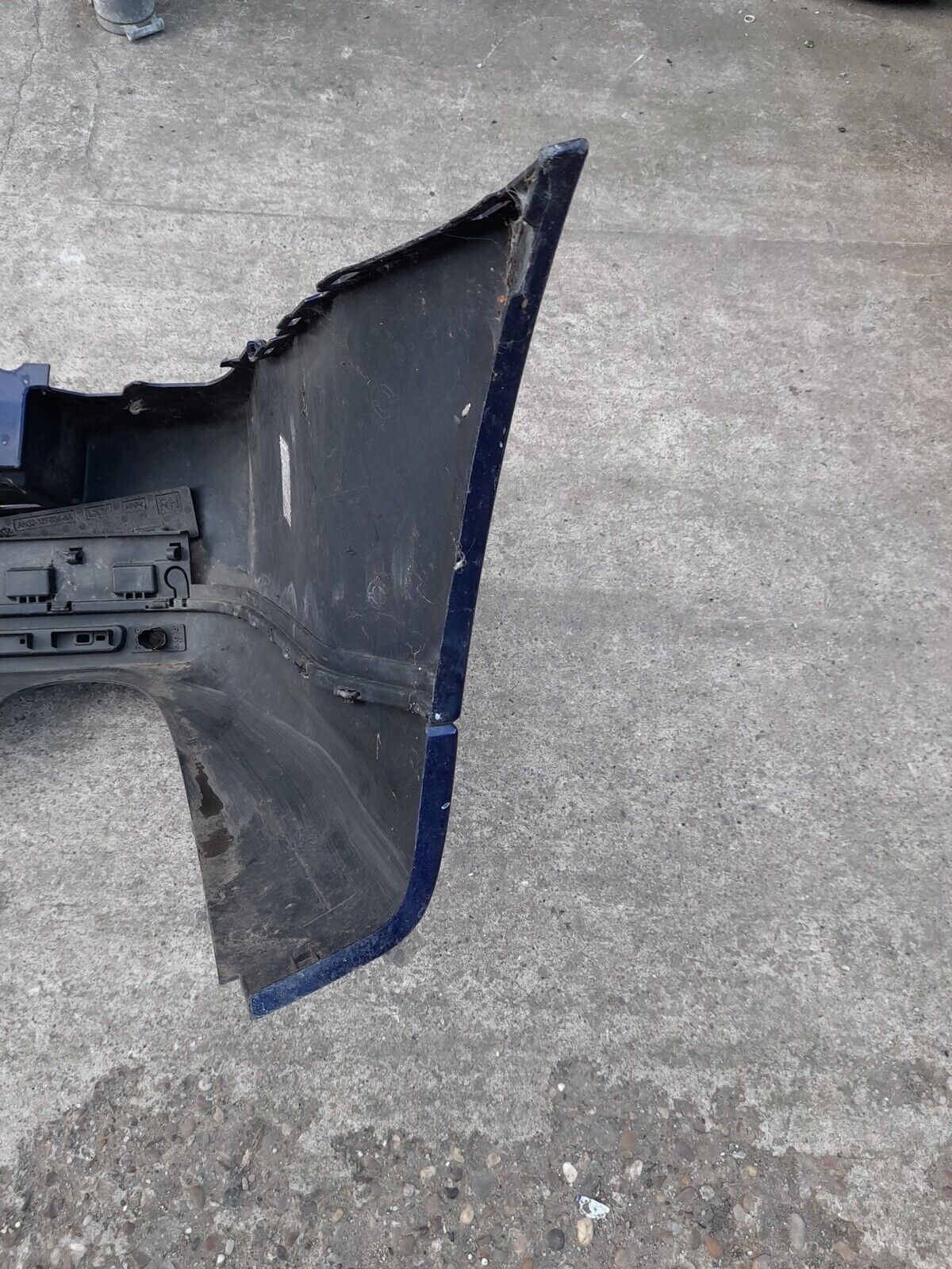 GENUINE RANGE ROVER L320 2009-2013 FACELIFT REAR BUMPER BLUE P/N:AH3217K835XXX