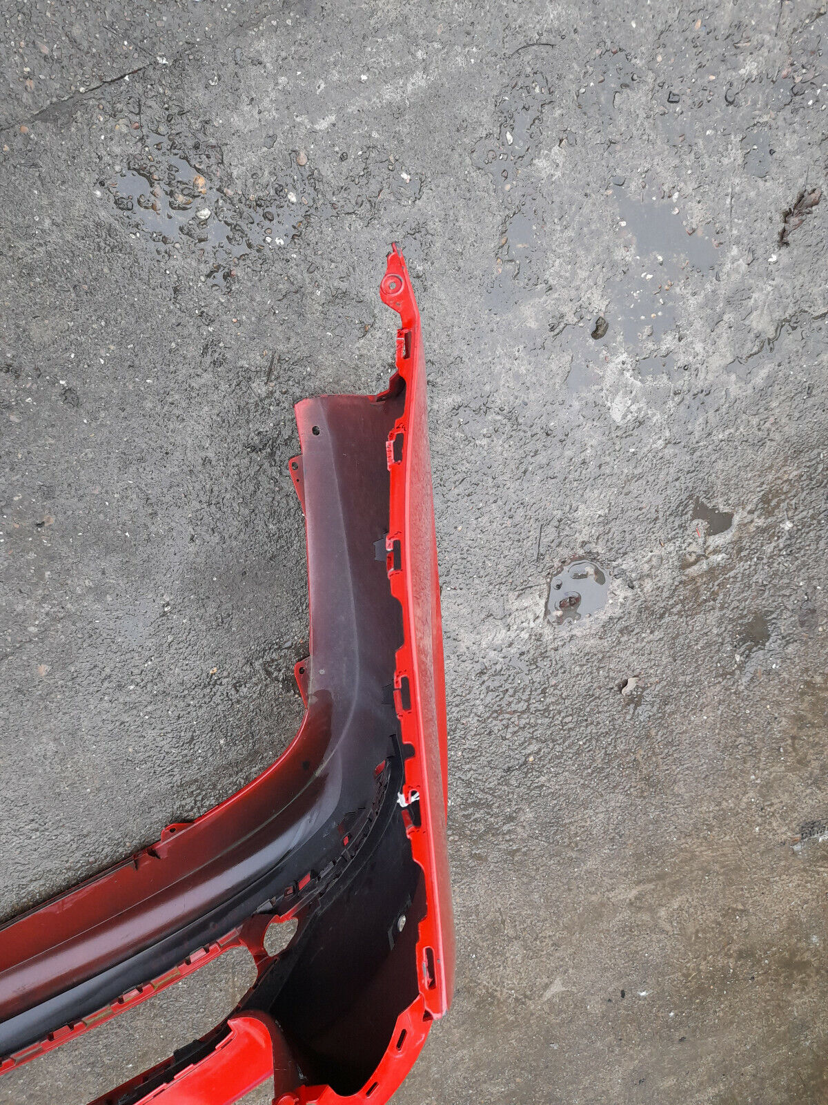 GENUINE SEAT LEON FR 2012-ONWARDS REAR BUMPER IN RED PN:5F9807421K