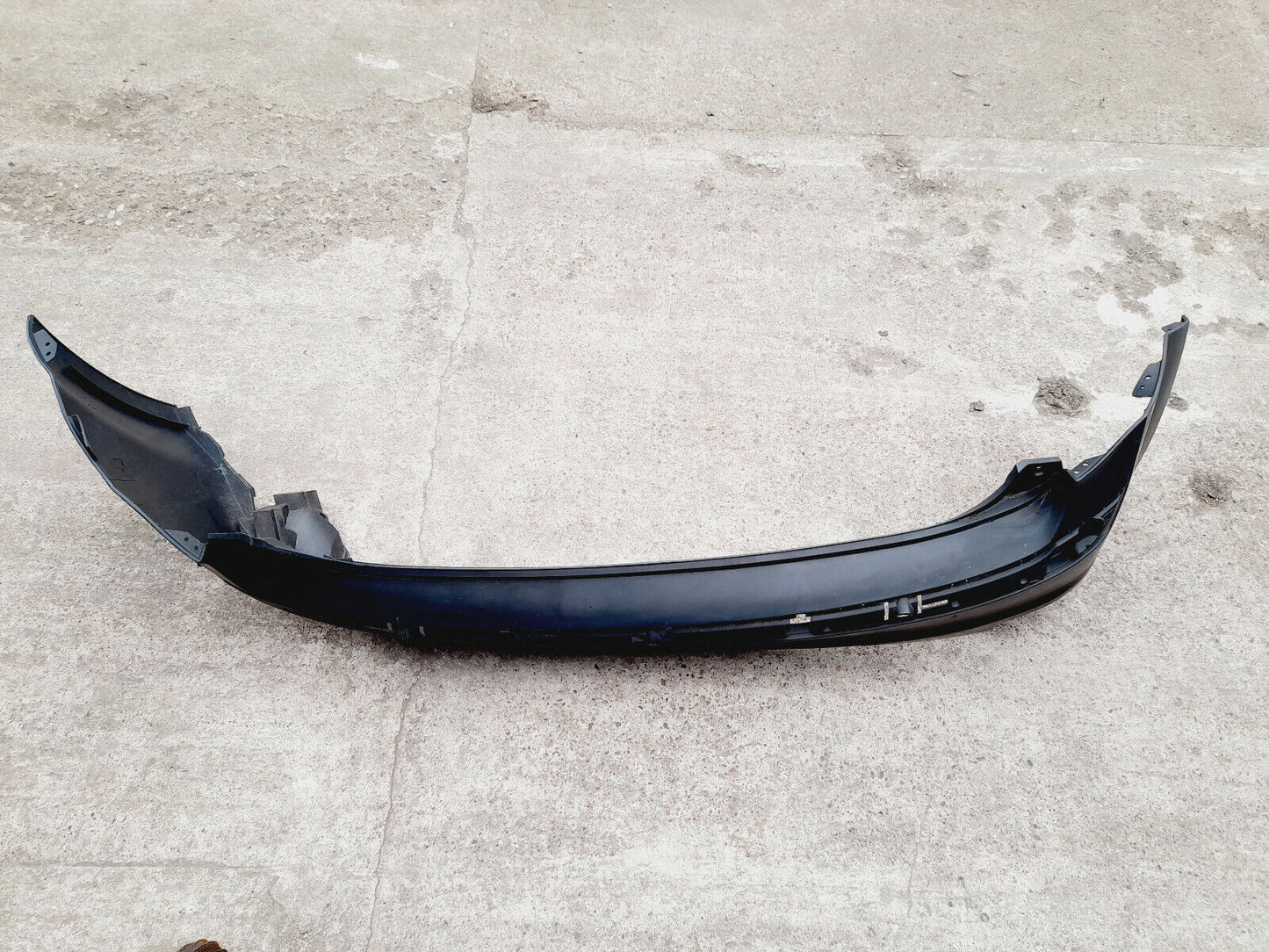 GENUINE FORD FOCUS 2004-2008 REAR BUMPER PN:4M51-A17K823-A