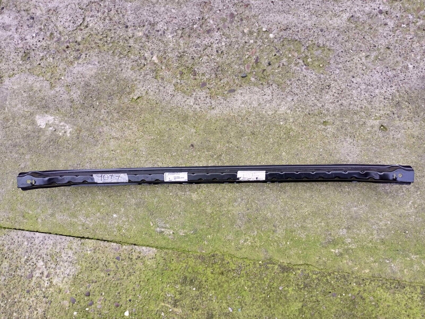 VOLKSWAGEN TIGUAN FRONT LOWER CROSS MEMBER P/N:5N0807651B