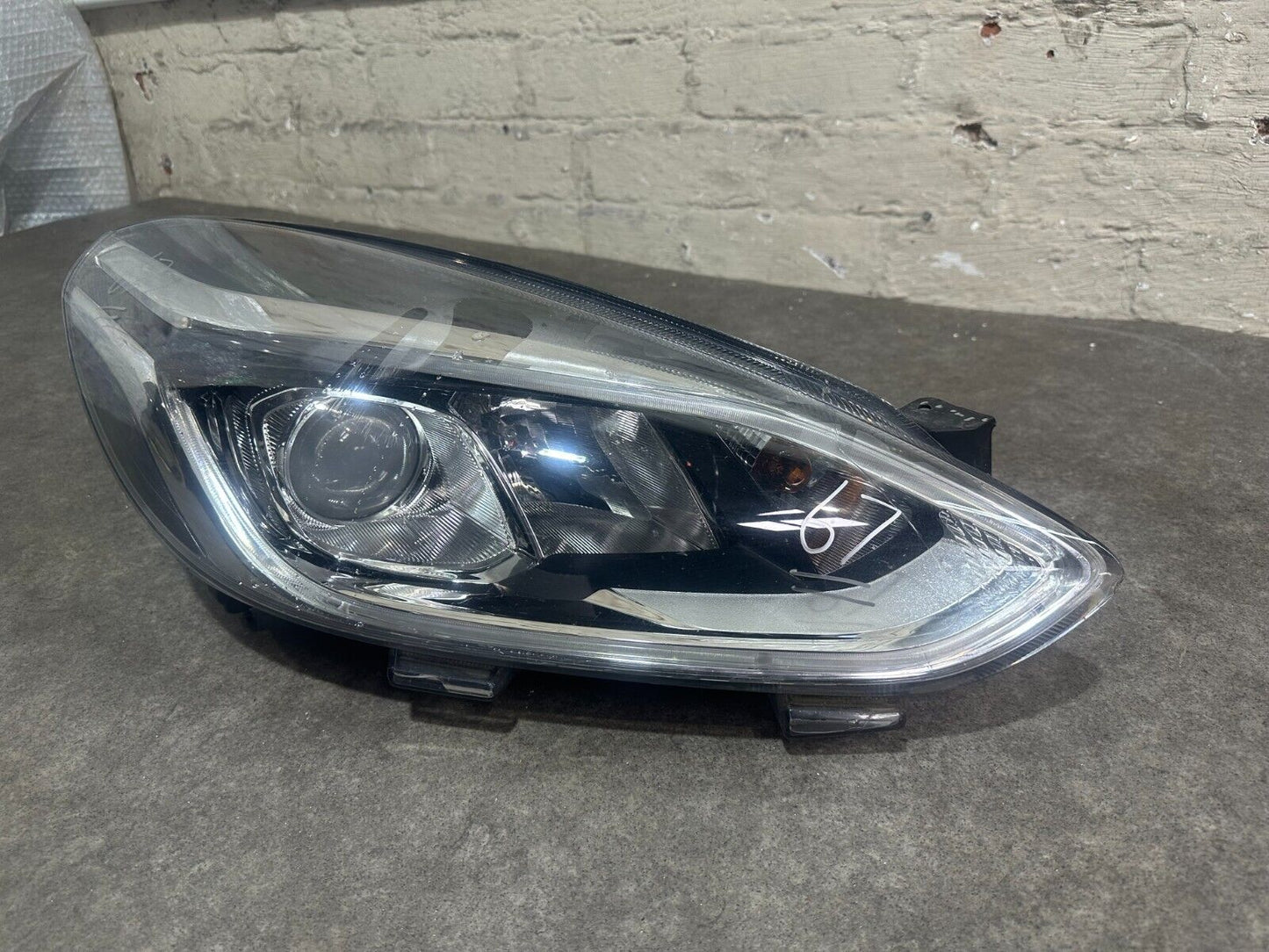 GENUINE FORD FIESTA MK8 2019-2021 LED DRIVER SIDE HEADLIGHT; P/N: H1BB-13W029-DD