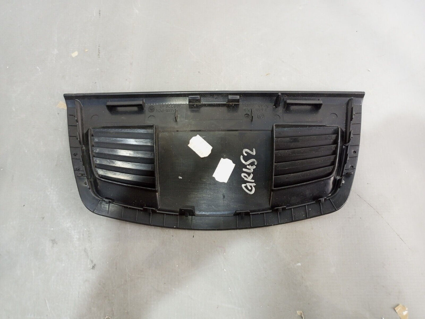 BMW 3 SERIES E90 E91 E92 NAVIGATION SYSTEM COOLING DUCT CHANNEL P/N:71307459