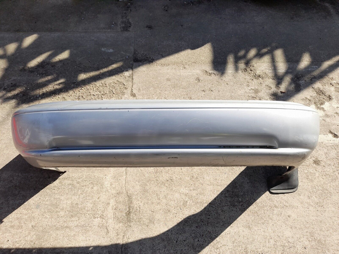 GENUINE TOYOTA COROLLA 1995-2002 REAR BUMPER P/N:521591A610