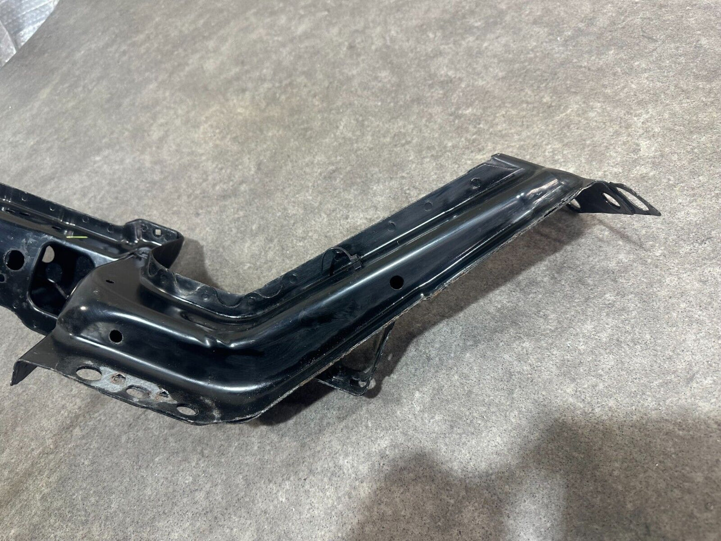 VAUXHALL ADAM E CHASSIS LEG; P/N: 13434390