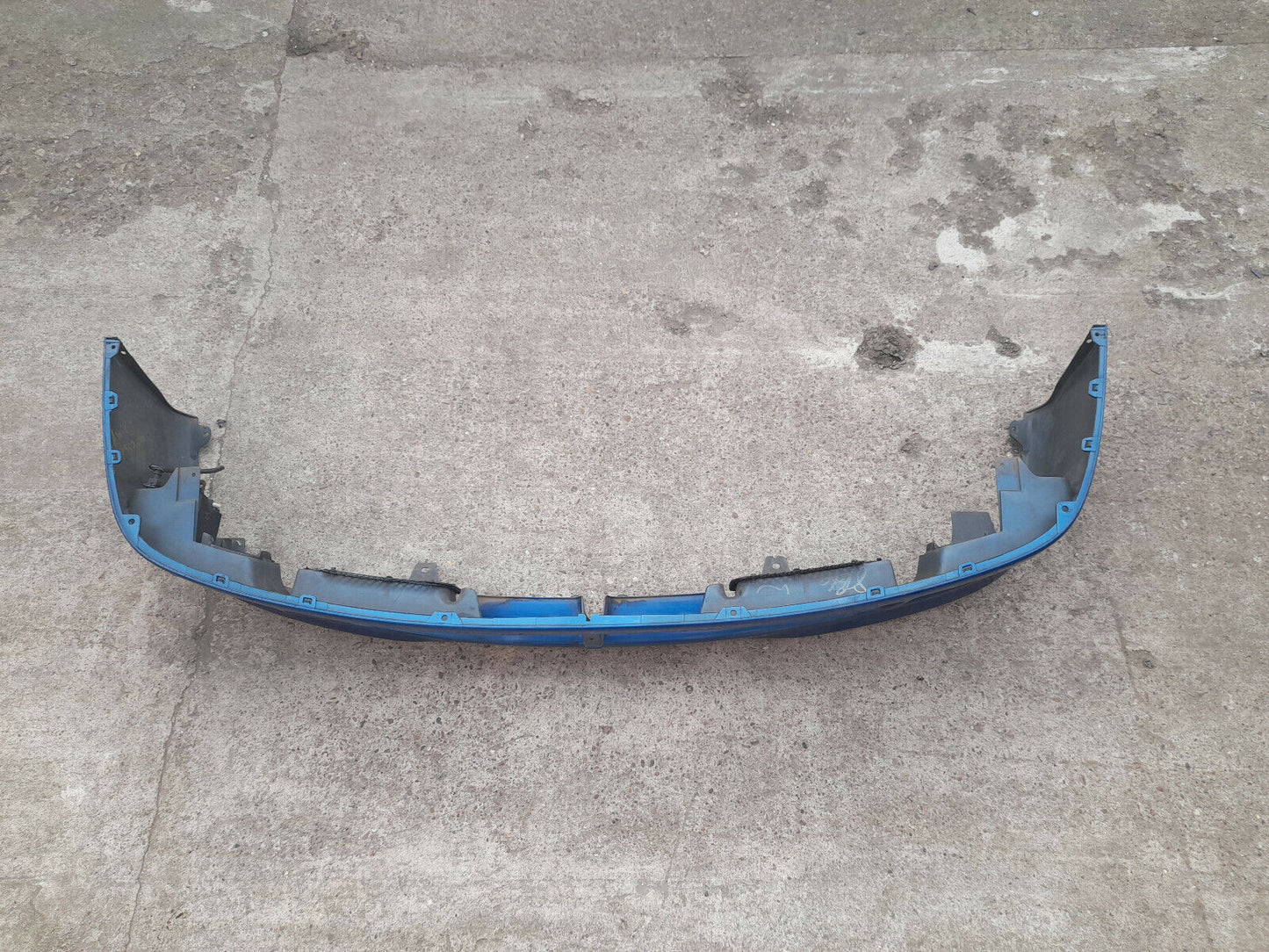 GENUINE TOYOTA AVENSIS T20 1997-2000 FRONT BUMPER PN:5212905010