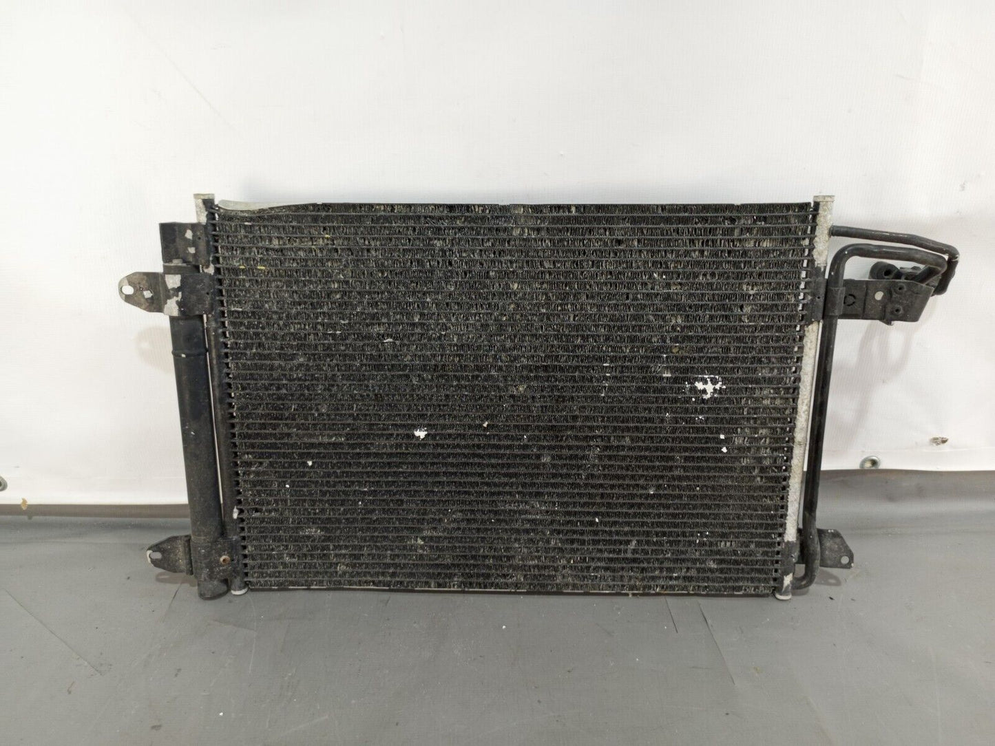 VOLKSWAGEN GOLF ENGINE COOLING RADIATOR P/N:1K0298403A