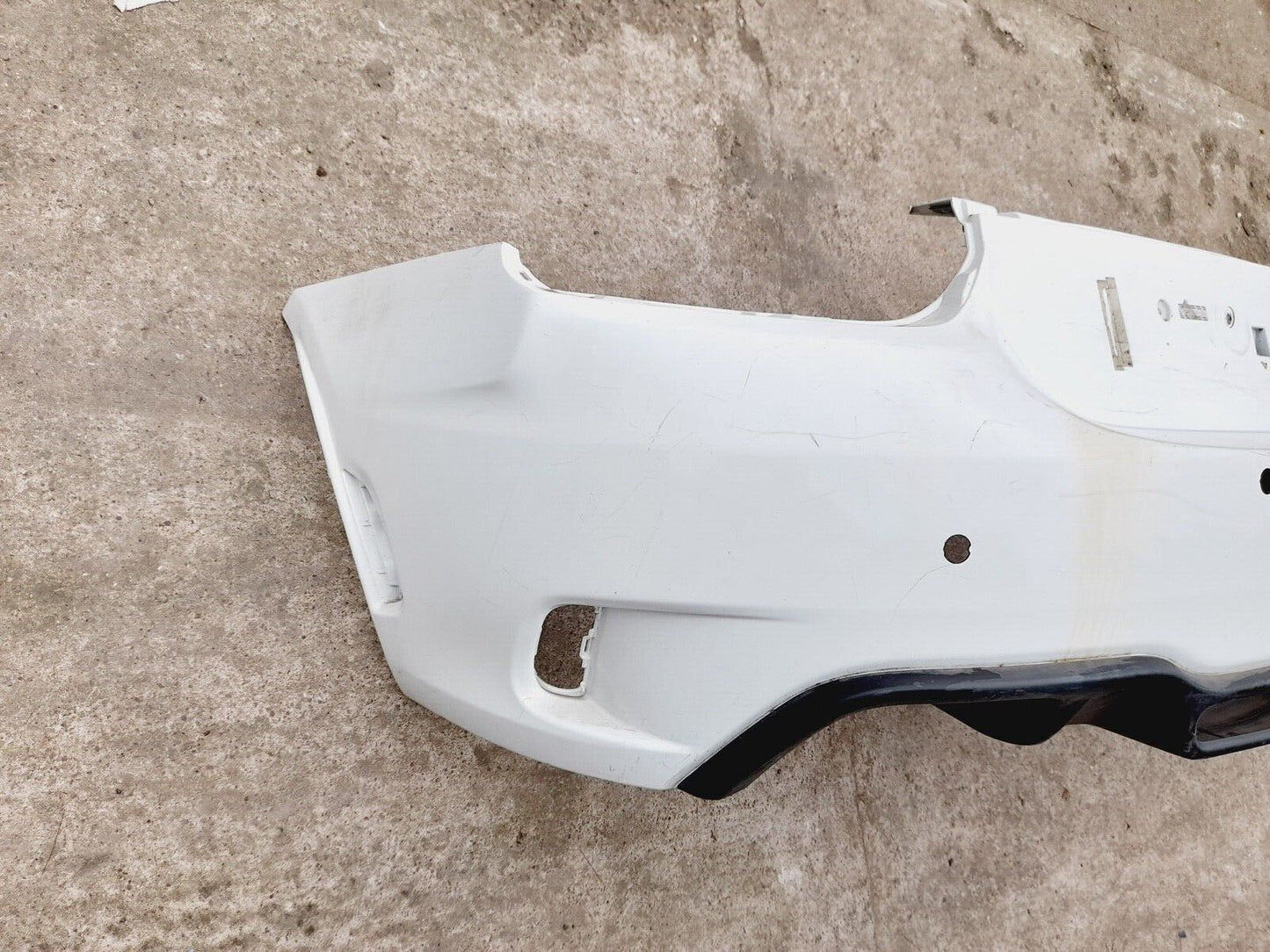 GENUINE FIAT 124 SPIDER ABARTH 2016-ONWARDS REAR BUMPER IN WHITE P/N:NC3J-50221