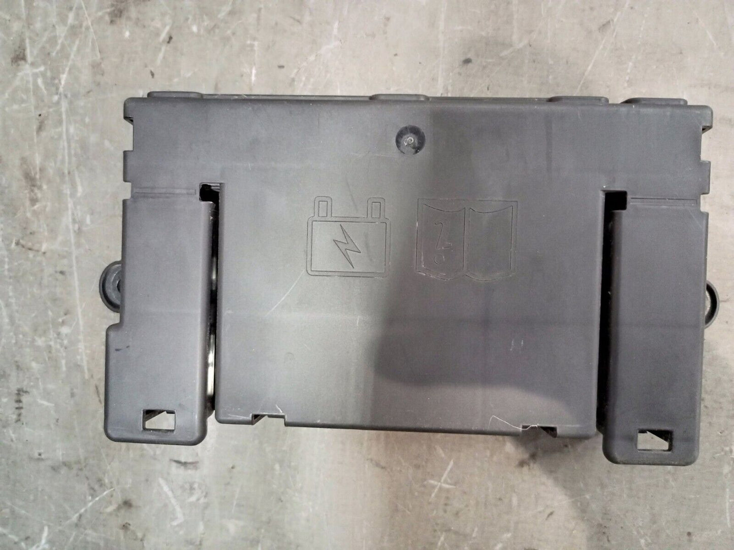 RANGE ROVER L405 2013-2016 BATTERY CONTROL FUSE BOX P/N:19249000001