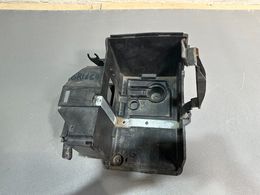 FORD FOCUS BATTERY TRAY BOX SURROUND WITH ENGINE CONTROL UNIT; P/N: 3M51-10723-A