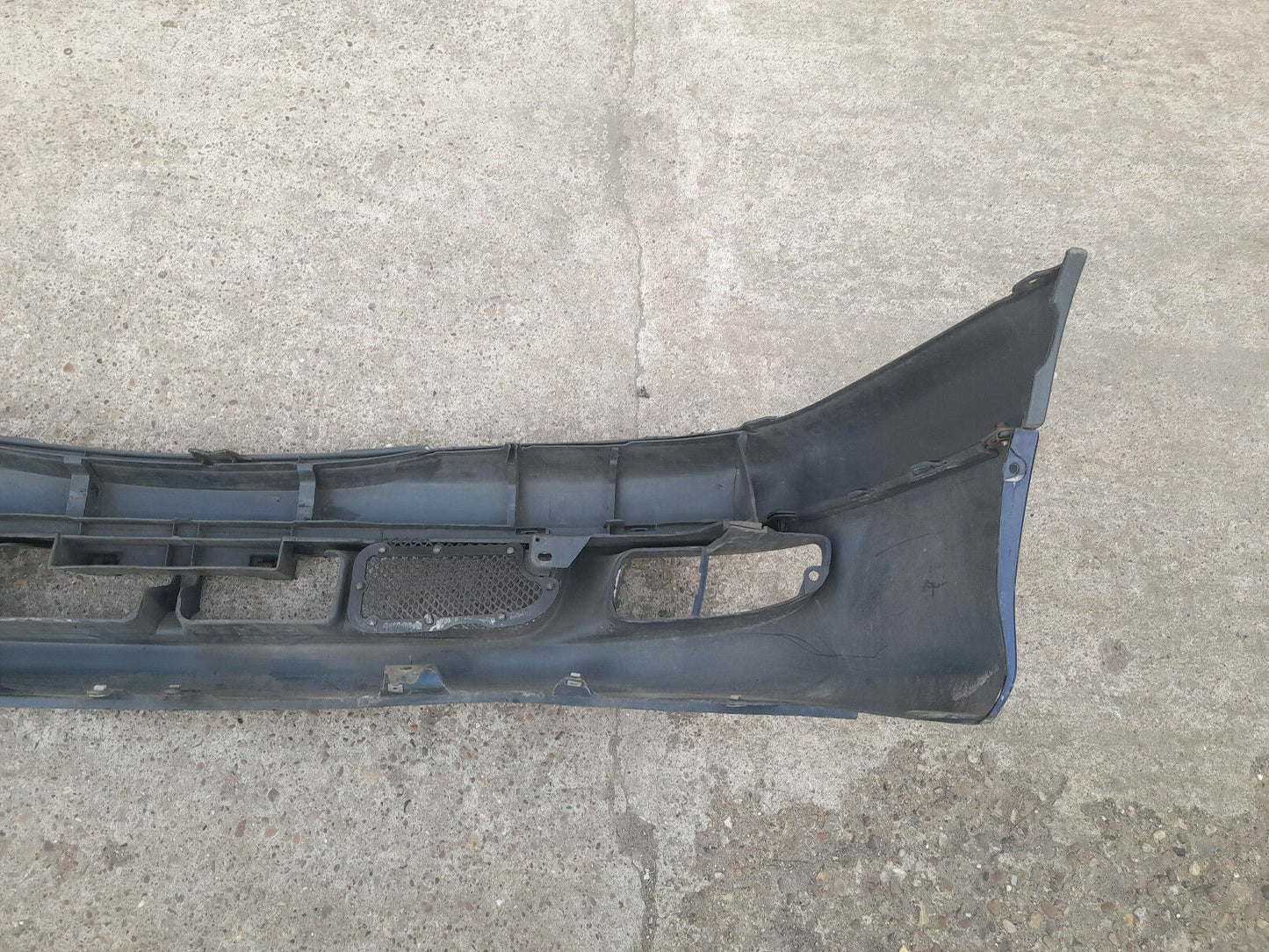 GENUINE TOYOTA AVENSIS 2000 FRONT BUMPER PN:5211905070