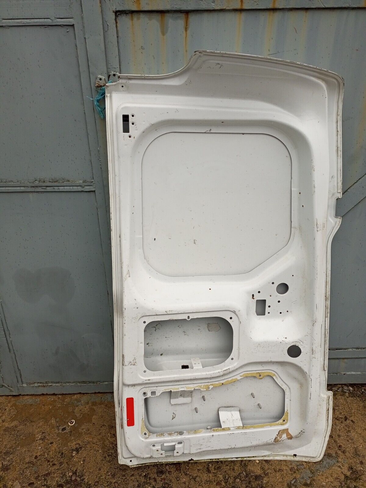 FORD TRANSIT CONNECT REAR VAN DOOR