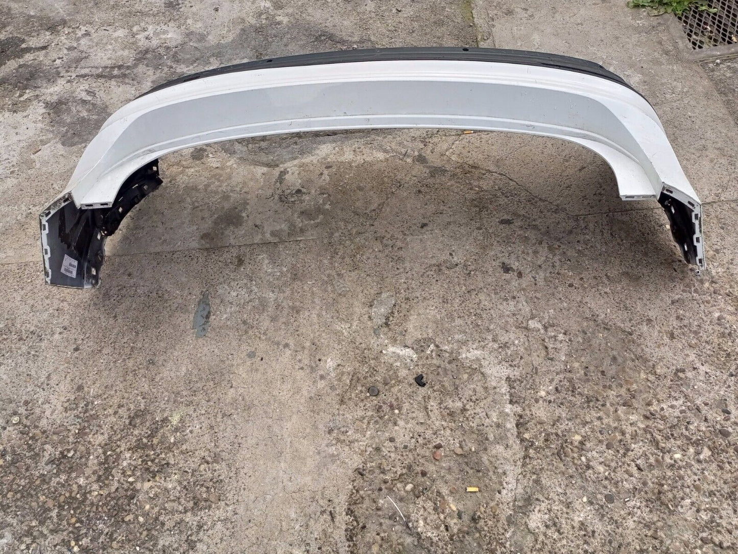 VW TIGUAN R LINE 2016-2020 REAR BUMPER P/N:5NA807421