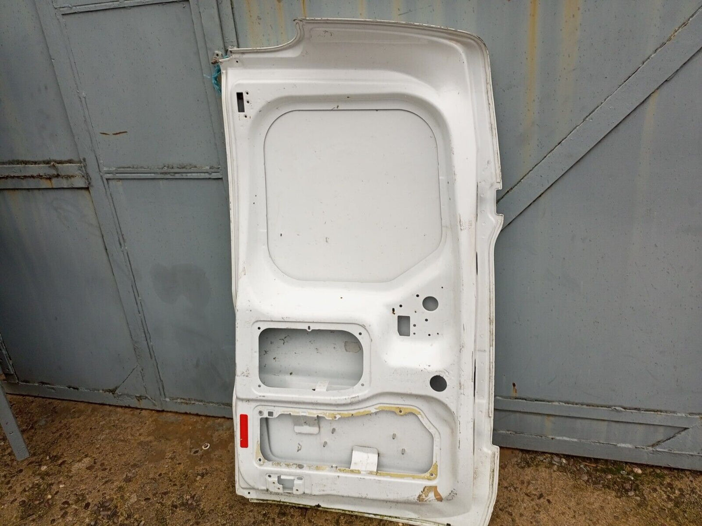 FORD TRANSIT CONNECT REAR VAN DOOR