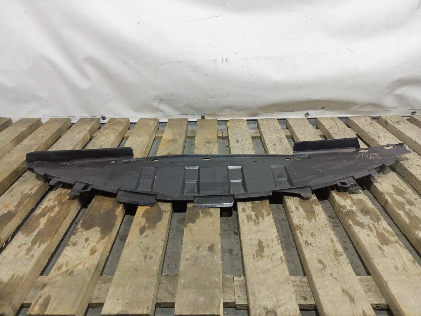 RENAULT MEGANE FRONT BUMPER UNDER TRAY