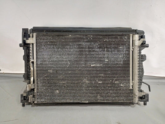 VOLKSWAGEN ENGINE COOLING RADIATOR WITH FAN P/N:5Q0121251GR