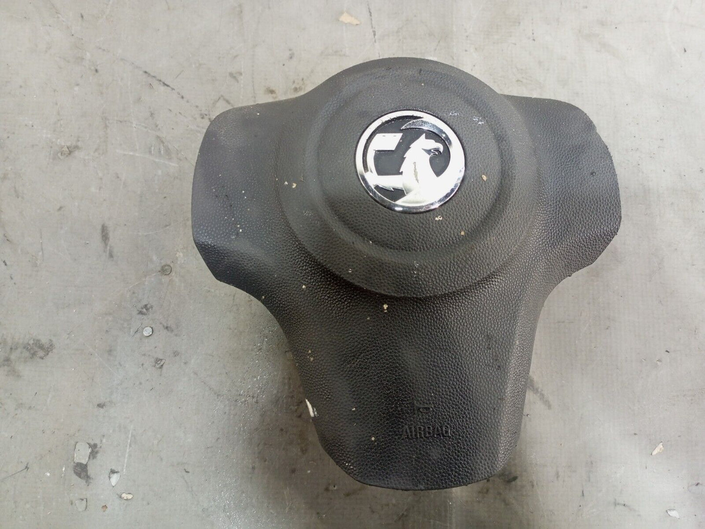 VAUXHALL CORSA 2006-2014 RIGHT SIDE STEERING WHEEL AIRBAG P/N:13369480