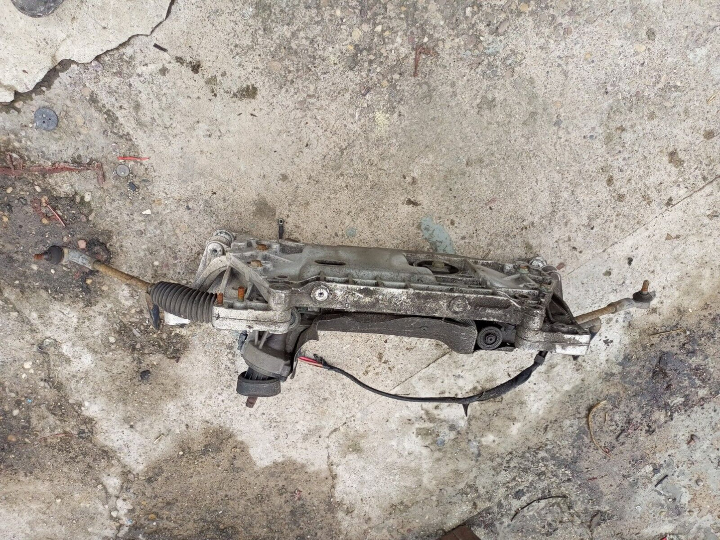 2005 AUDI A3 8FRONT SUBFRAME AND STEERING RACK