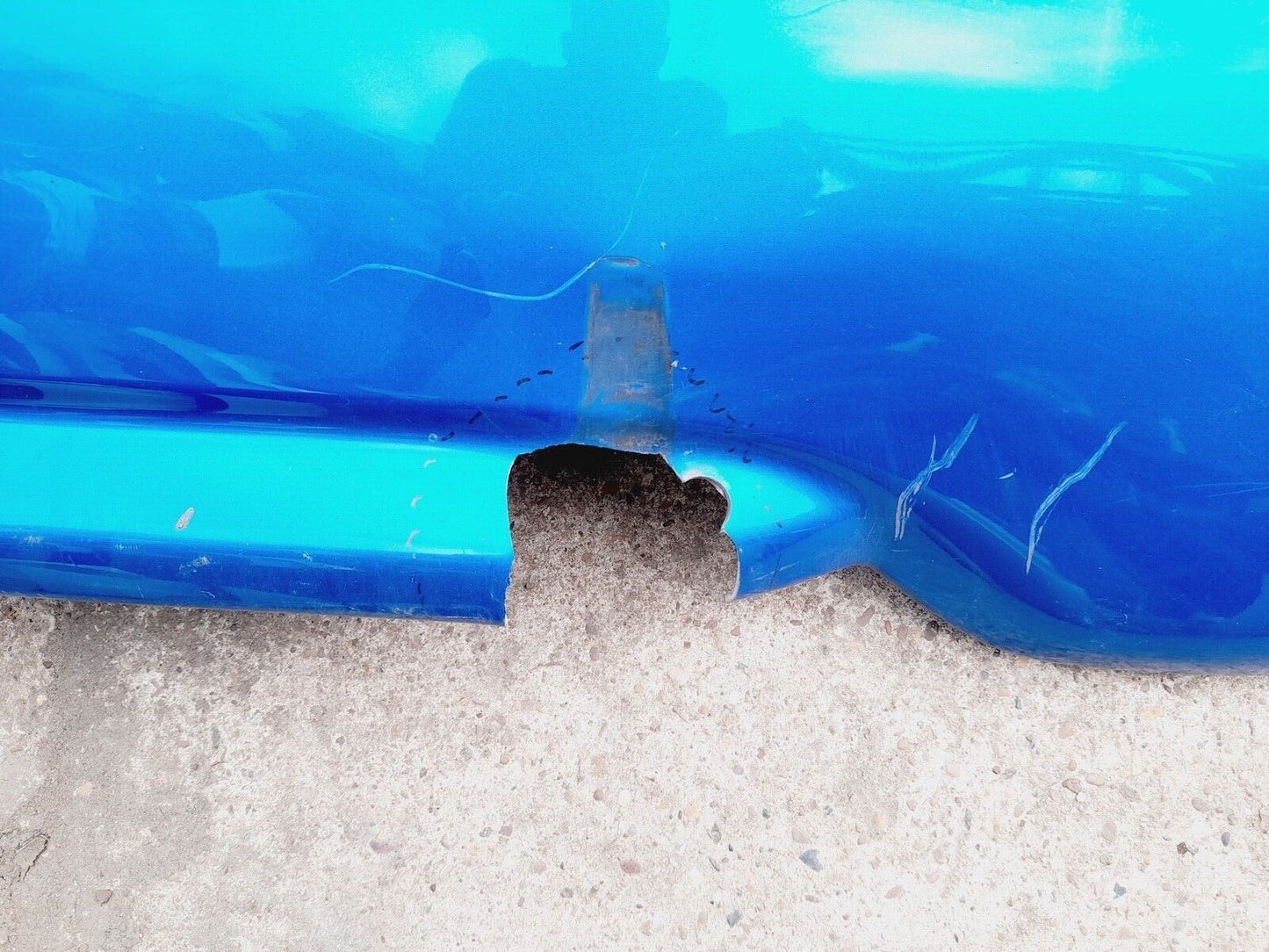 GENUINE TOYOTA AYGO 2005-2012 REAR BUMPER IN BLUE P/N:52159-0H030