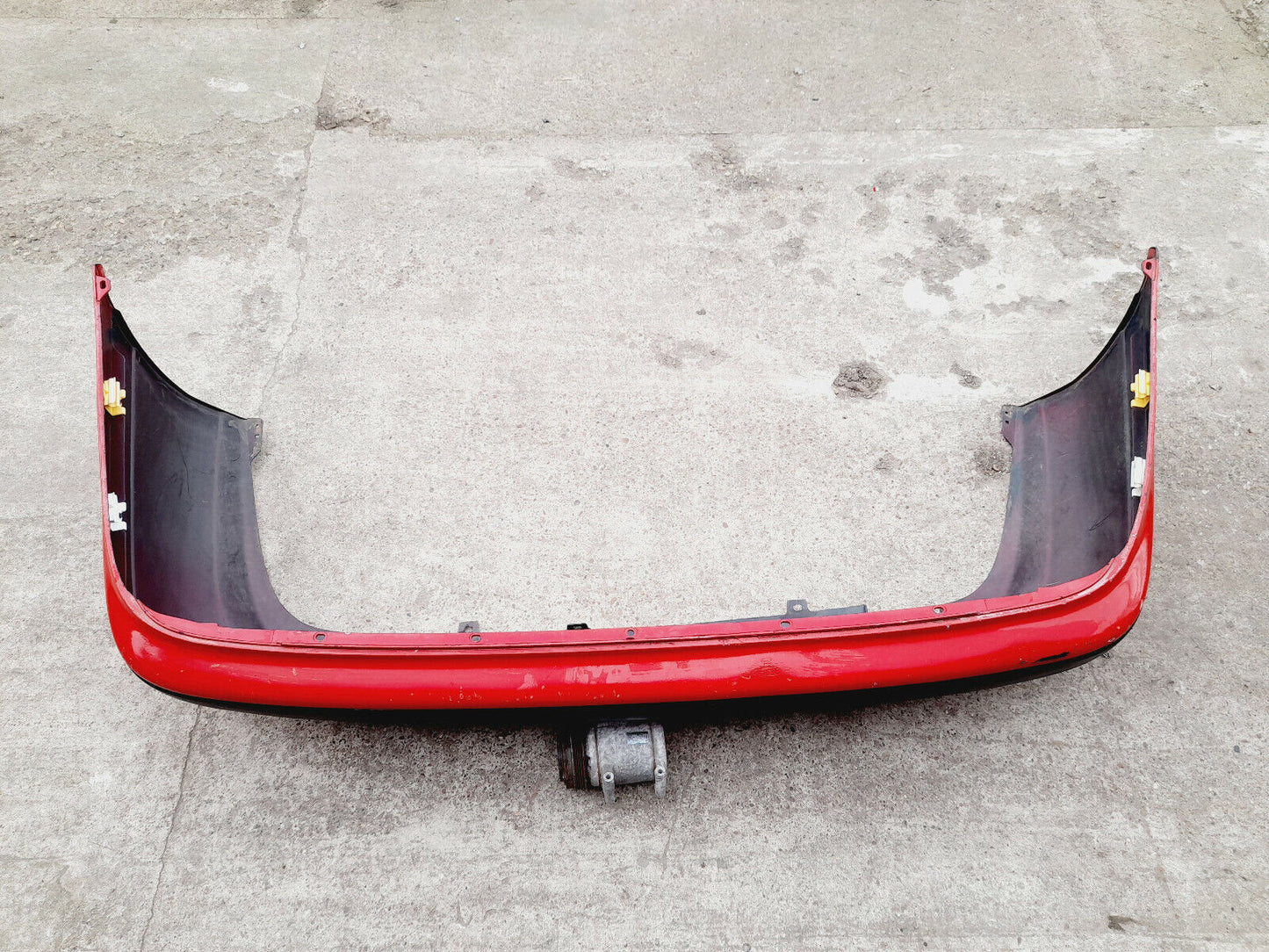 GENUINE TOYOTA CARINA 1996 REAR BUMPER IN RED P/N:5215905010