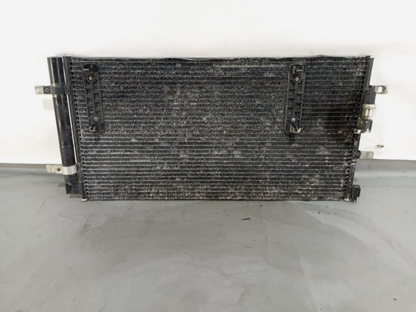 AUDI A4 A5 Q5 2008-2015 ENGINE COOLENT RADIATOR P/N:8K0260401M