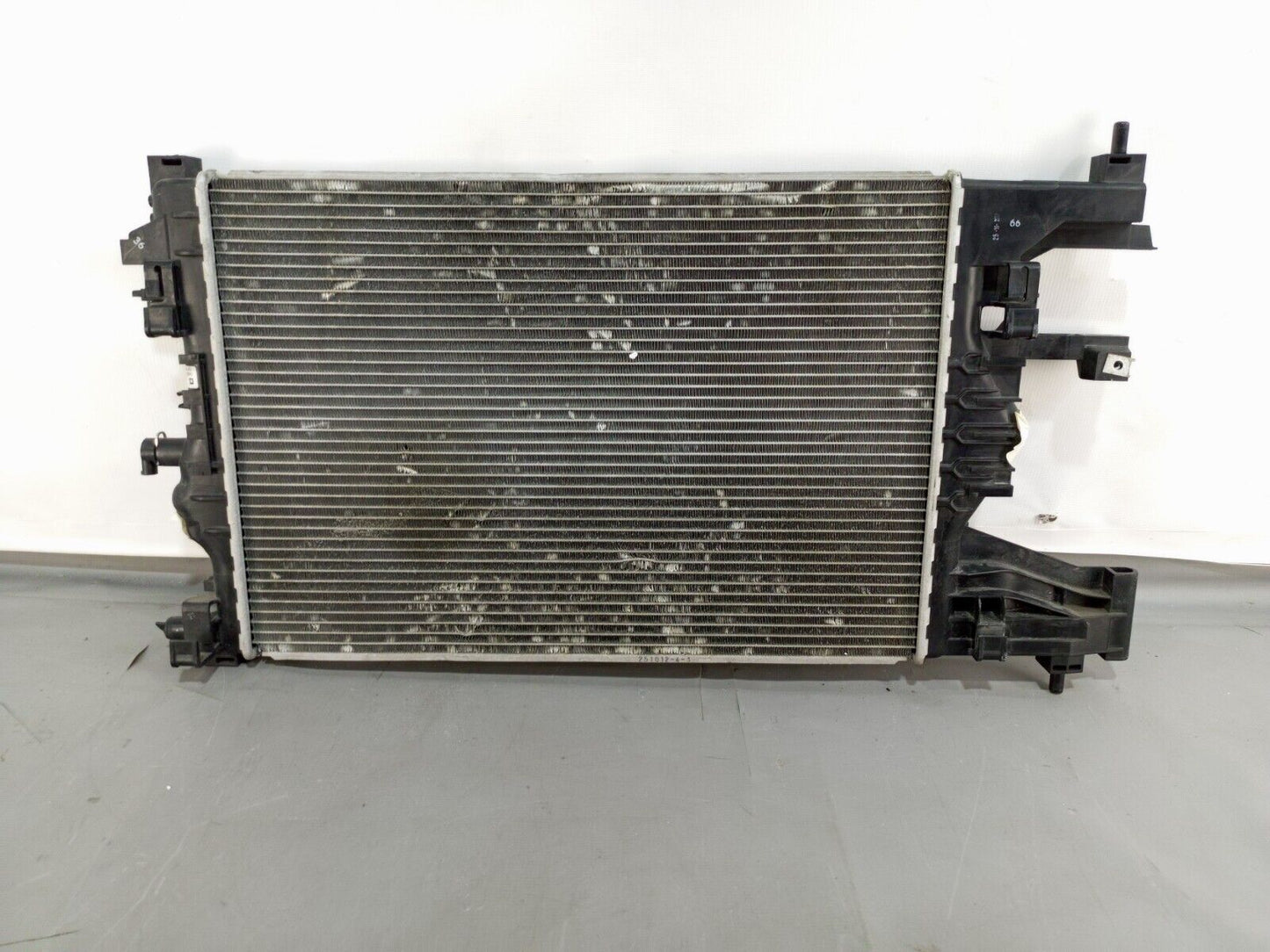 VAUXHALL ZAFIRA 2012-2016 ENGINE COOLING RADIATOR P/N:13267650