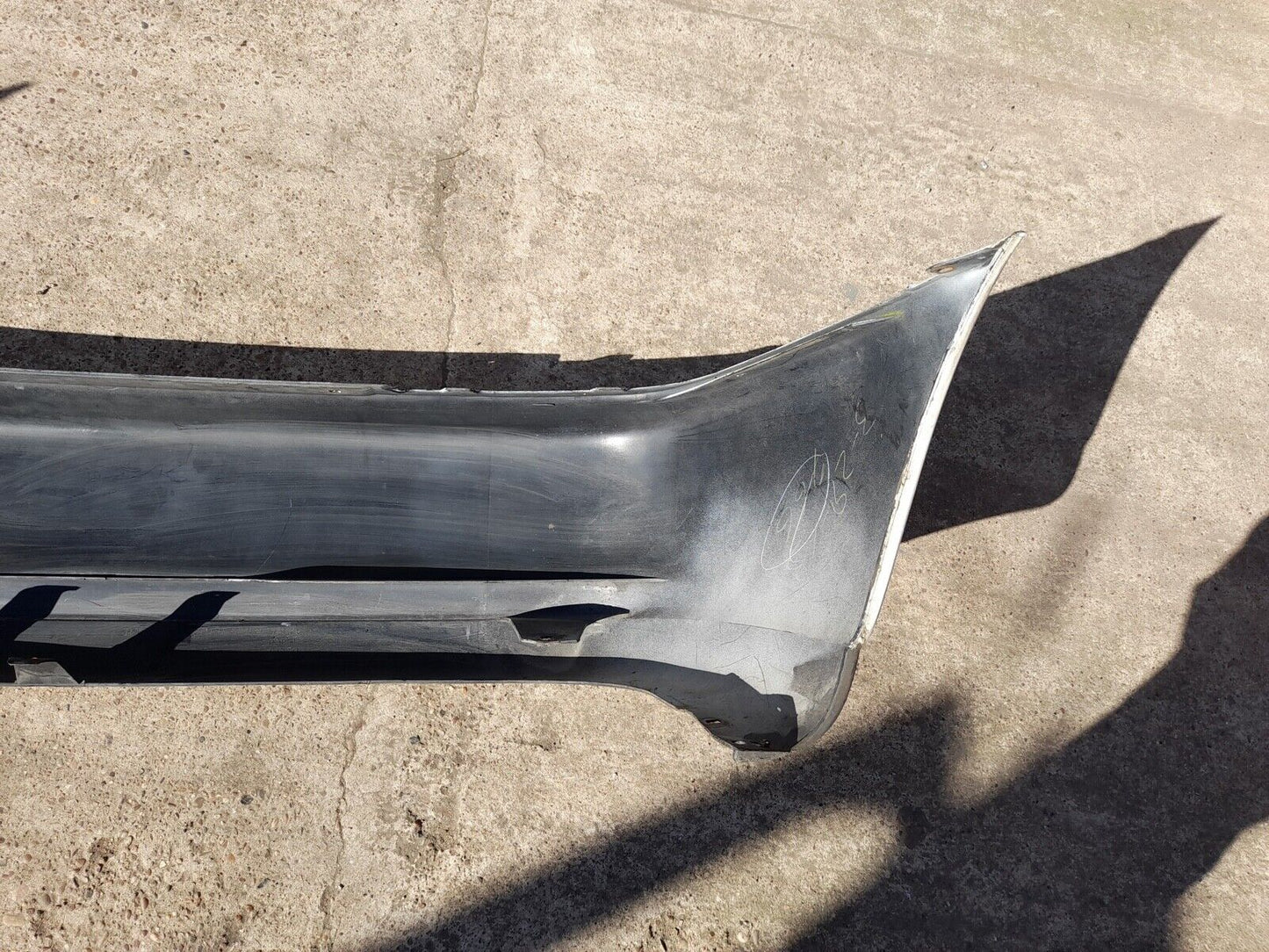 GENUINE TOYOTA COROLLA 1991-1995 REAR BUMPER P/N:521591A560