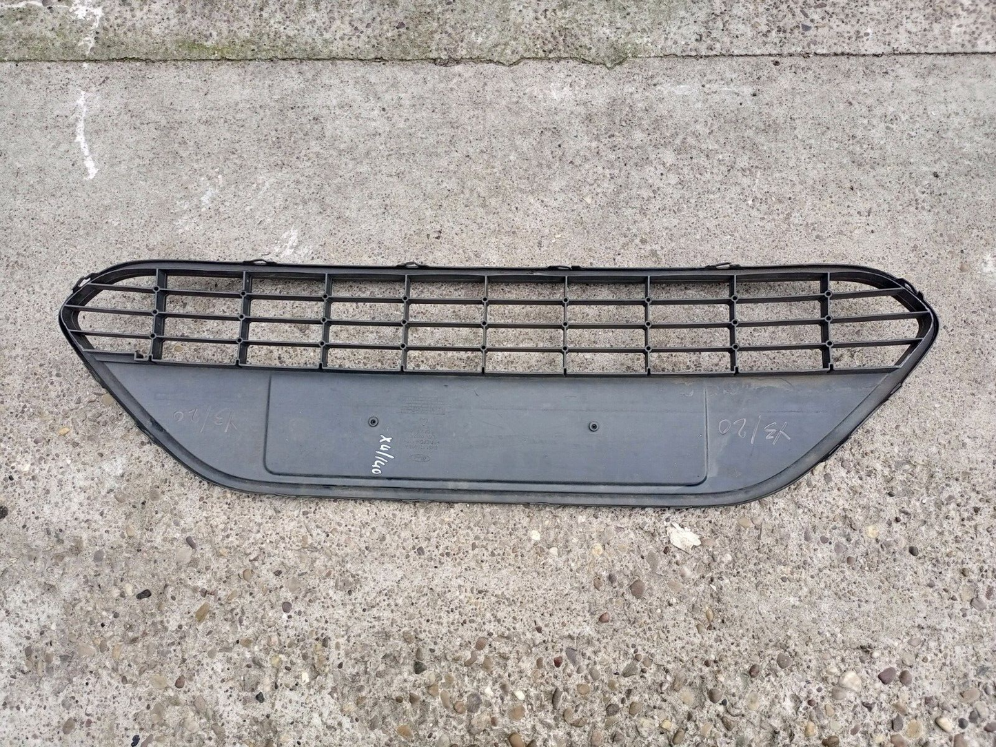 FORD FOCUS 2008-2011 FRONT BUMPER LOWER GRILL P/N: 8M51-17B968-A