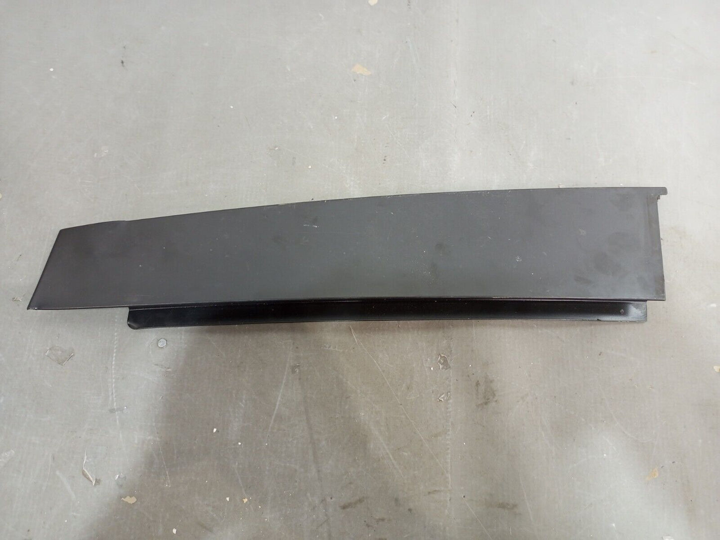 VAUXHALL ASTRA J 2012-2015 REAR RIGHT FRONT DOOR PILLAR TRIM P/N:13303933