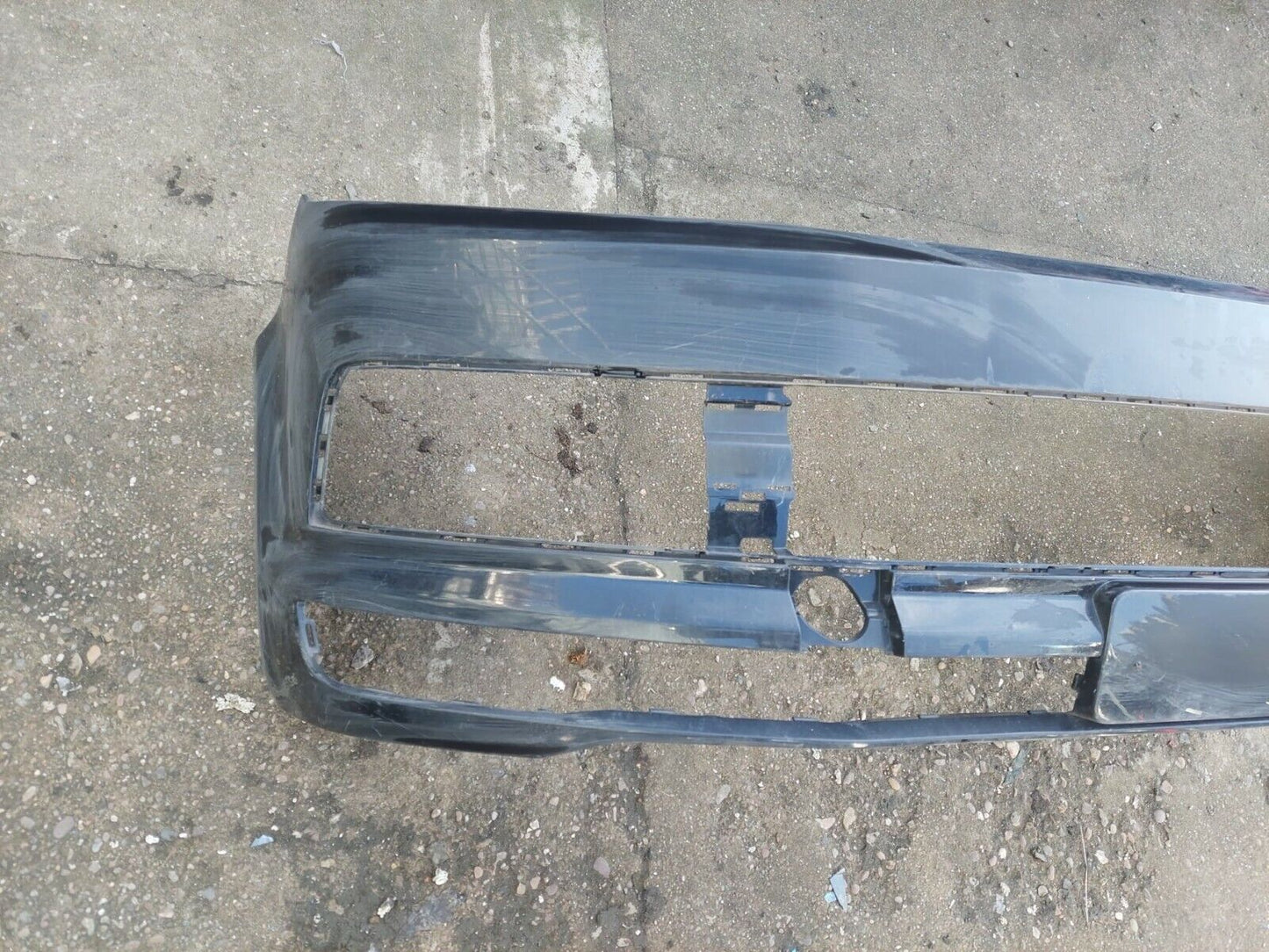 VW TRANSPORTER CARAVELLE FRONT BUMPER 2016 TO 2019 GENUINE 7E5807221D