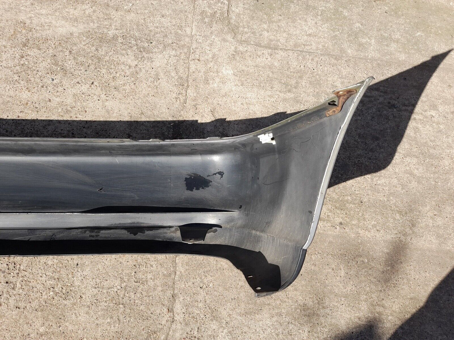 GENUINE TOYOTA COROLLA 1991-1995 REAR BUMPER P/N:521591A560