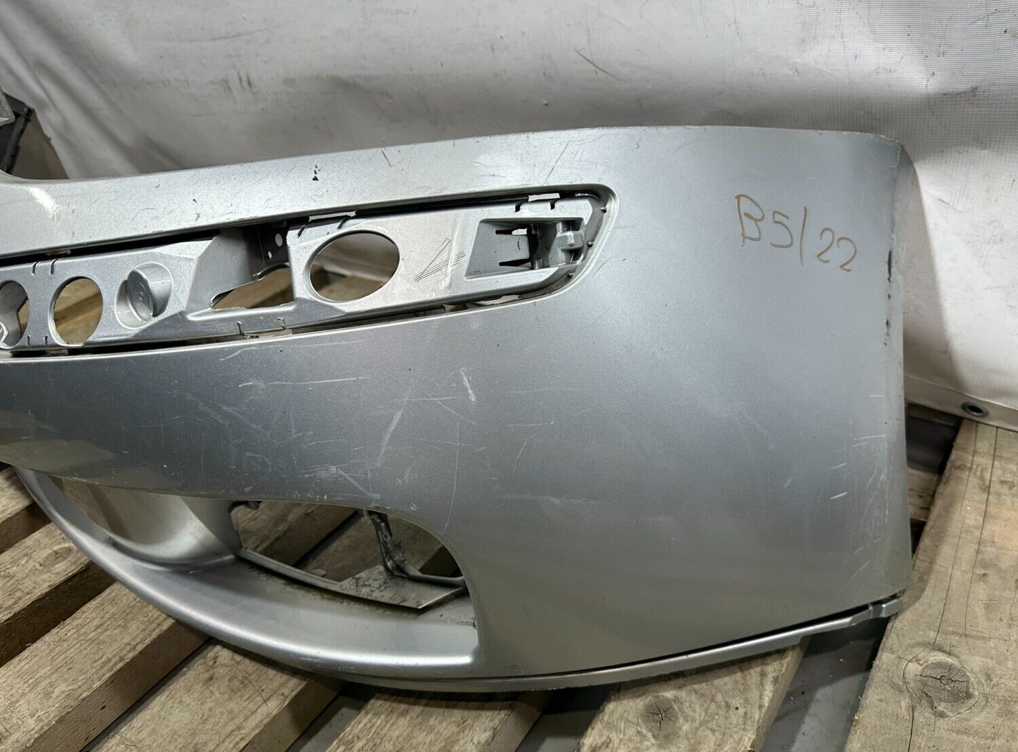 VOLKSWAGEN GOLF MK5 2004-2008 FRONT BUMPER; P/N: 1K0807221