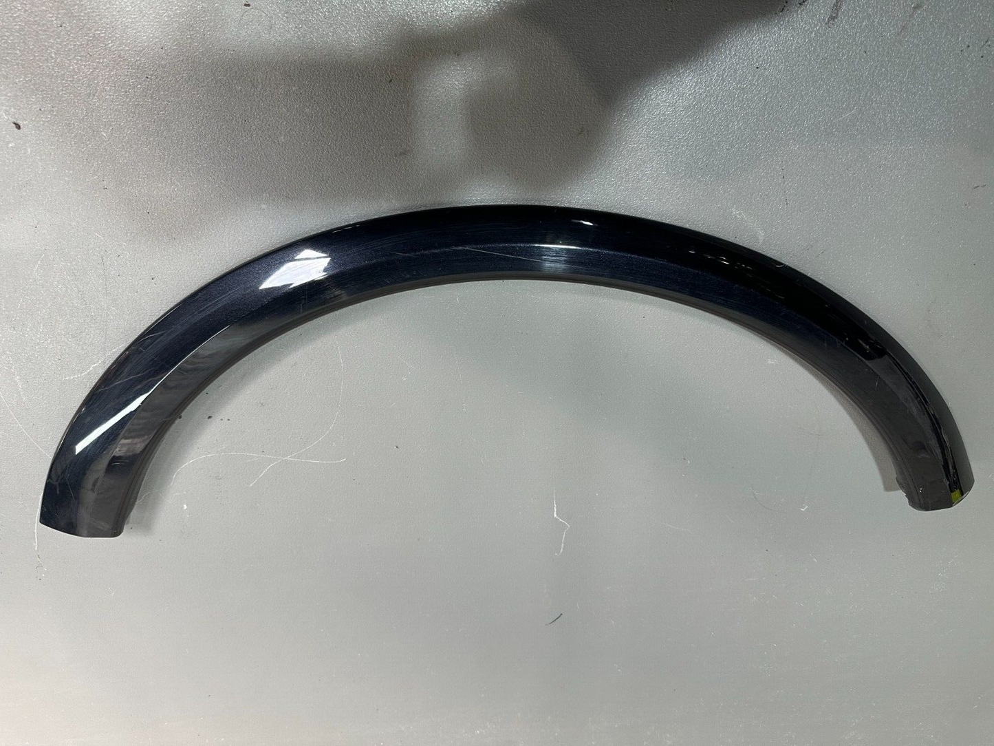 VOLVO C30 2007-2009 REAR LEFT WHEEL ARCH TRIM; P/N: 30779140