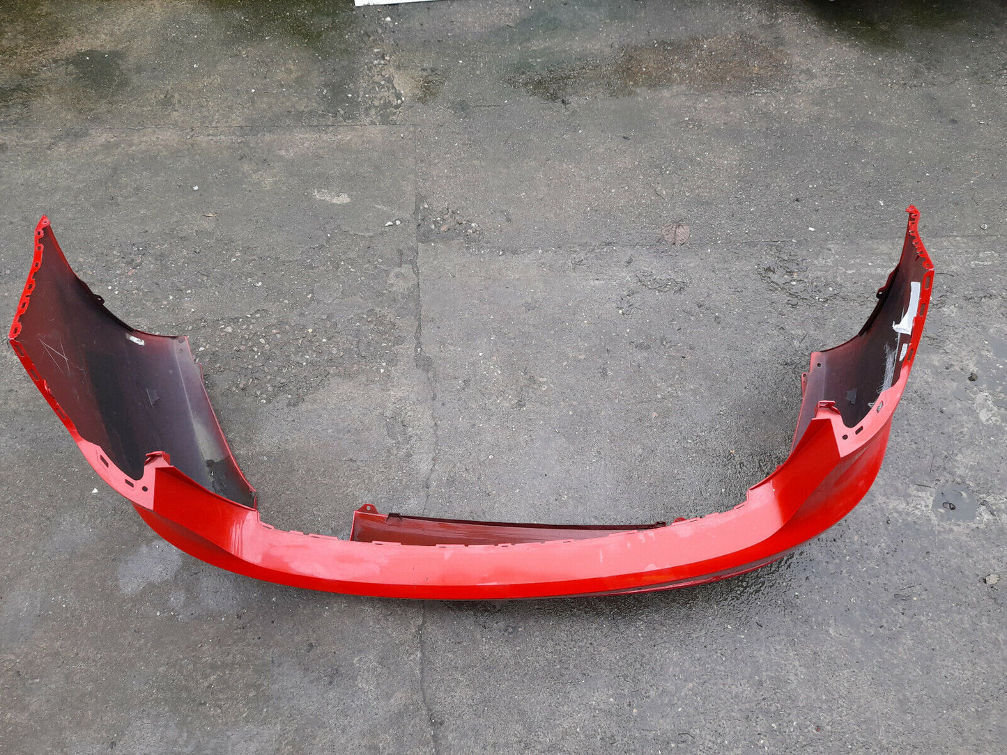 GENUINE SEAT LEON FR 2012-ONWARDS REAR BUMPER IN RED PN:5F9807421K