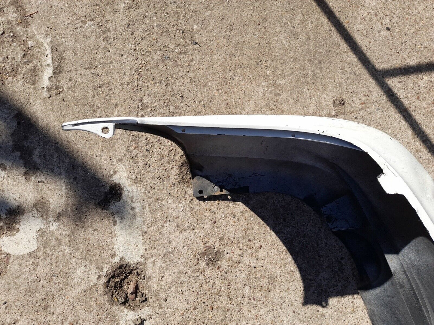 GENUINE TOYOTA COROLLA 1991-1995 REAR BUMPER P/N:521591A560