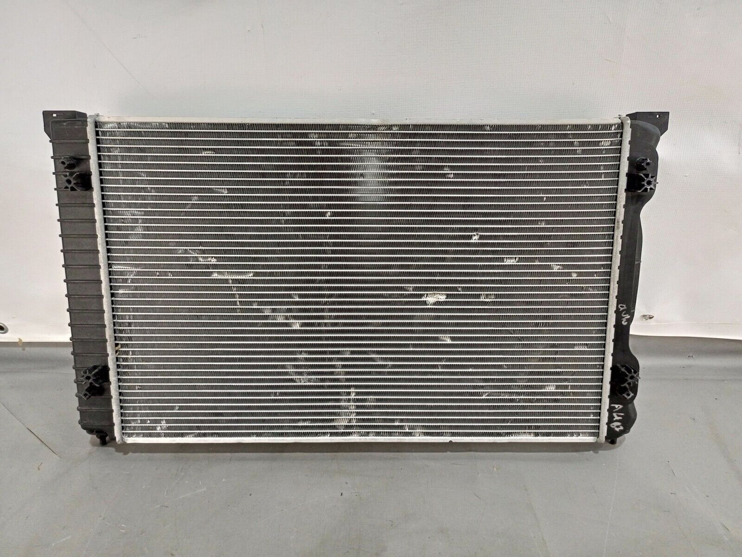 AUDI A4 QUATTRO ENGINE COOLING RADIATOR P/N:8E0121251AQ