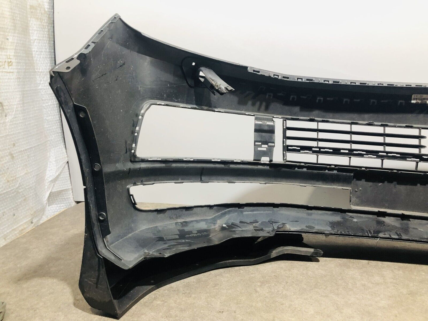 VW TRANSPORTER CARAVELLE 2015 ONWARD T6 FRONT BUMPER; P/N: 7E5807221D