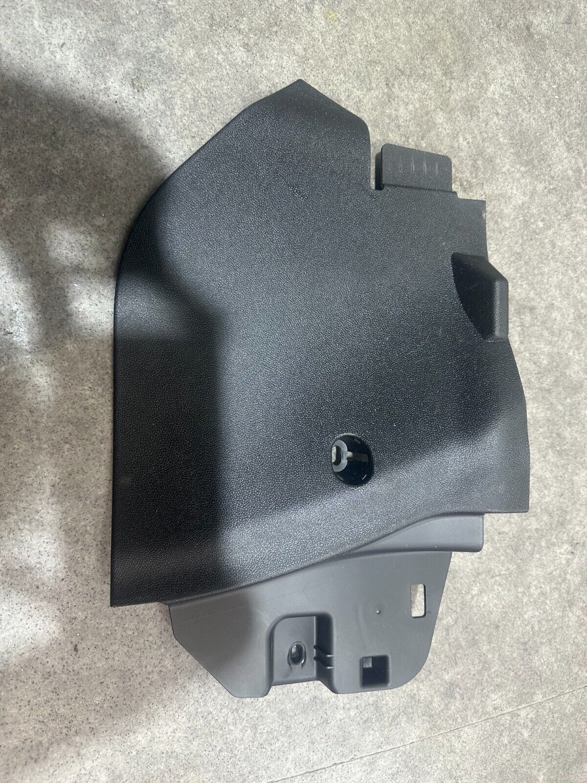 VAUXHALL CORSA E ADAM 2013-18 PASSENGER CENTRE CONSOLE FOOT PANEL; P/N: 13350300