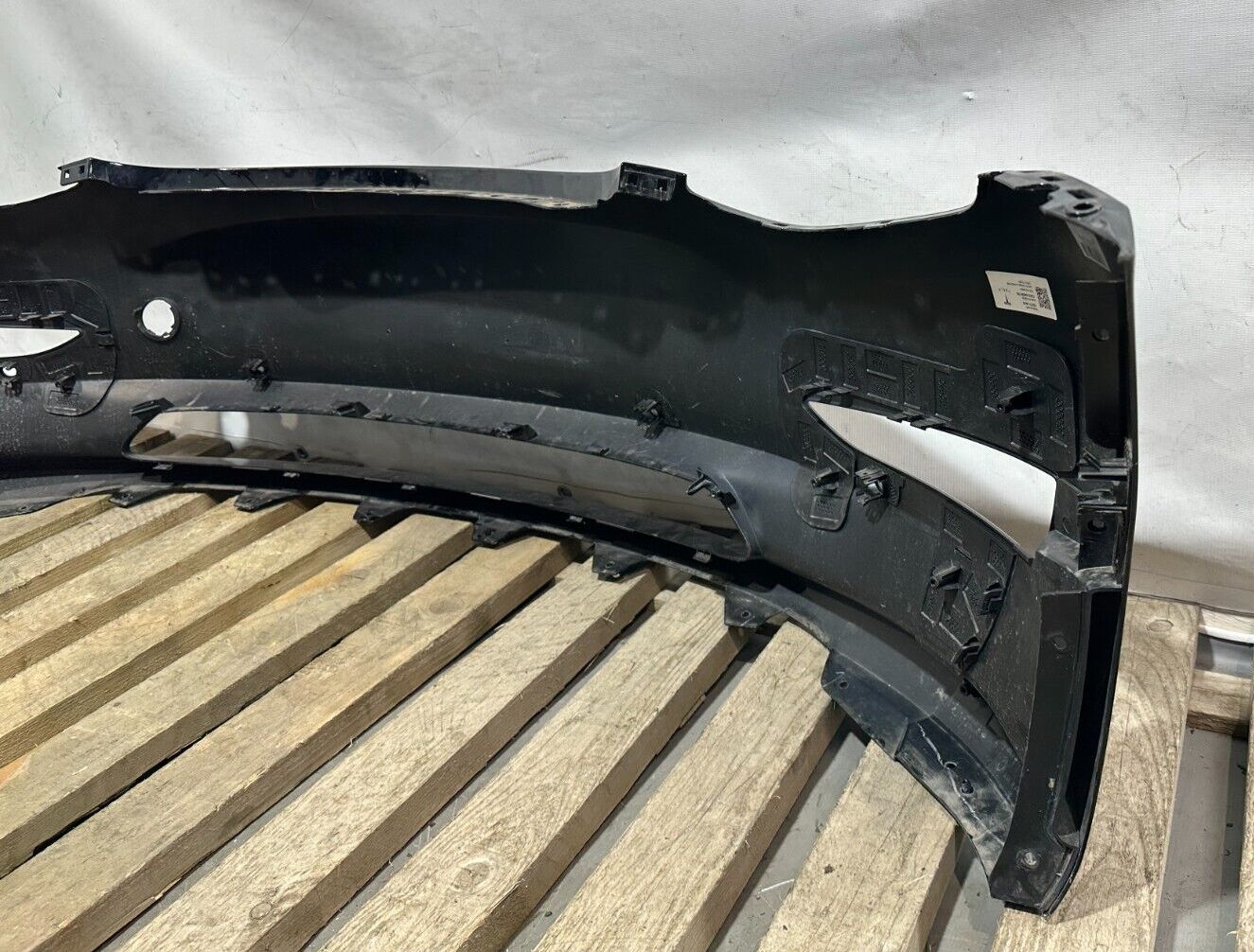 TESLA MODEL 3 2019 ONWARDS FRONT BUMPER; P/N: 1530701-04-B