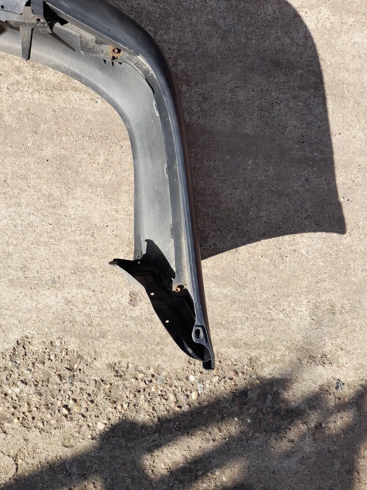 GENUINE TOYOTA COROLLA 1995-2002 REAR BUMPER P/N:521591A610