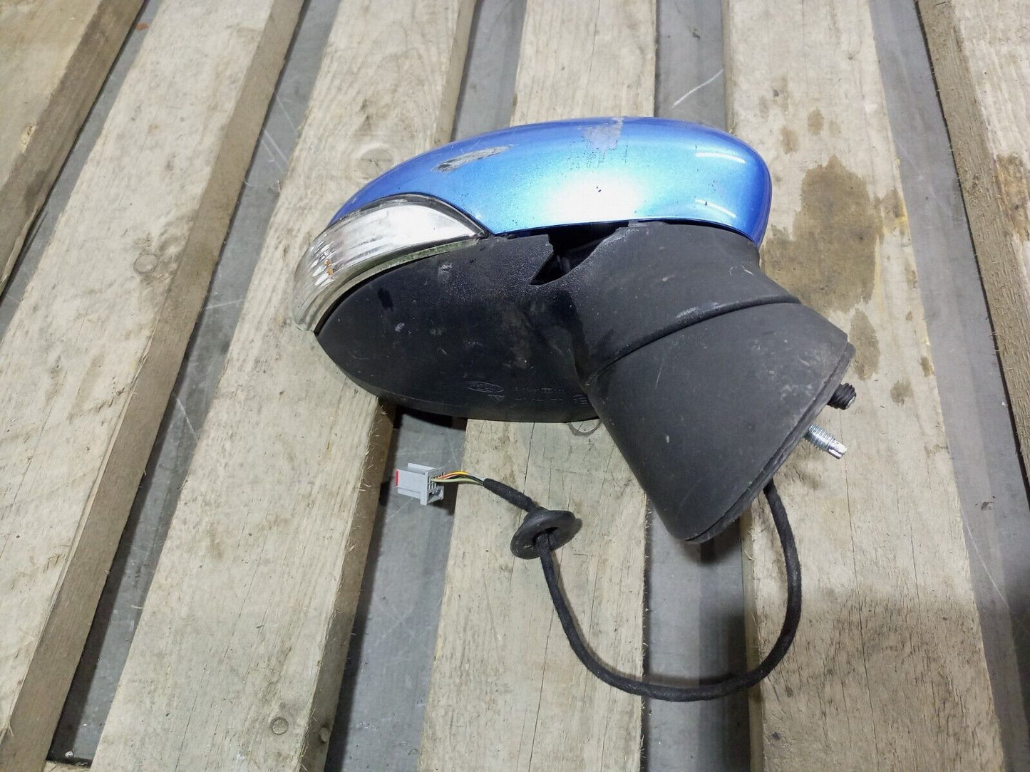 FORD FIESTA 2013-2017 FRONT RIGHT DOOR WING MIRROR P/N:E8024704