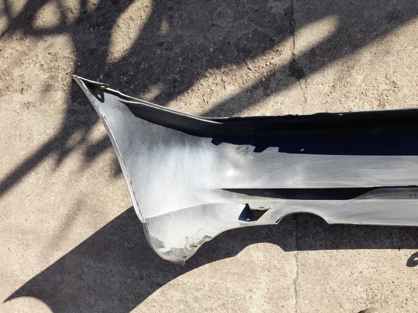 GENUINE TOYOTA COROLLA 1991-1995 REAR BUMPER P/N:521591A560