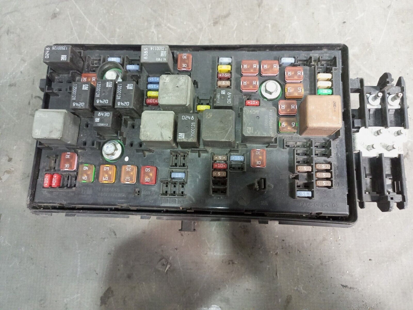 VAUXHALL INSIGNIA 2009-2013 FUSE BOX P/N:13255300