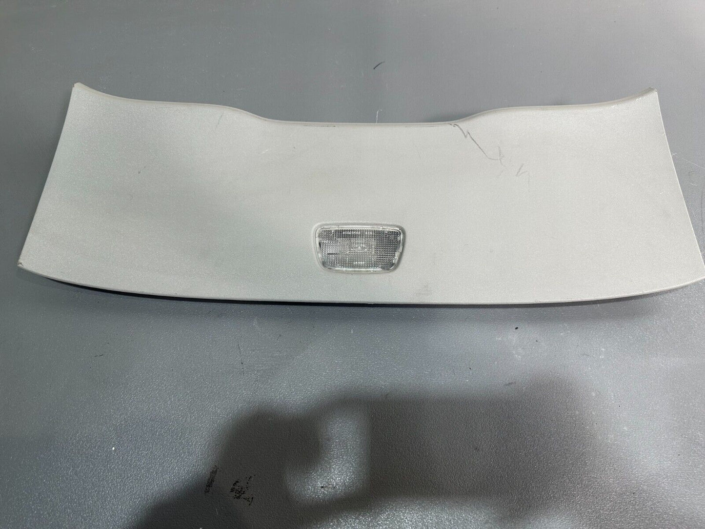 VOLVO C30 2006-2013 REAR TAILGATE BOOT ROOF TRIM PANEL LIGHT LAMP; P/N: 30721215