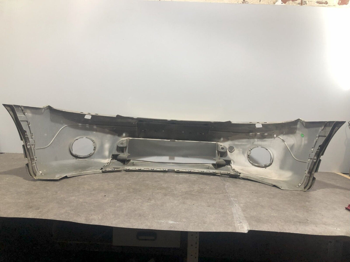 SKODA OCTAVIA FRONT BUMPER SCOUT SILVER; P/N: 1Z0807221J