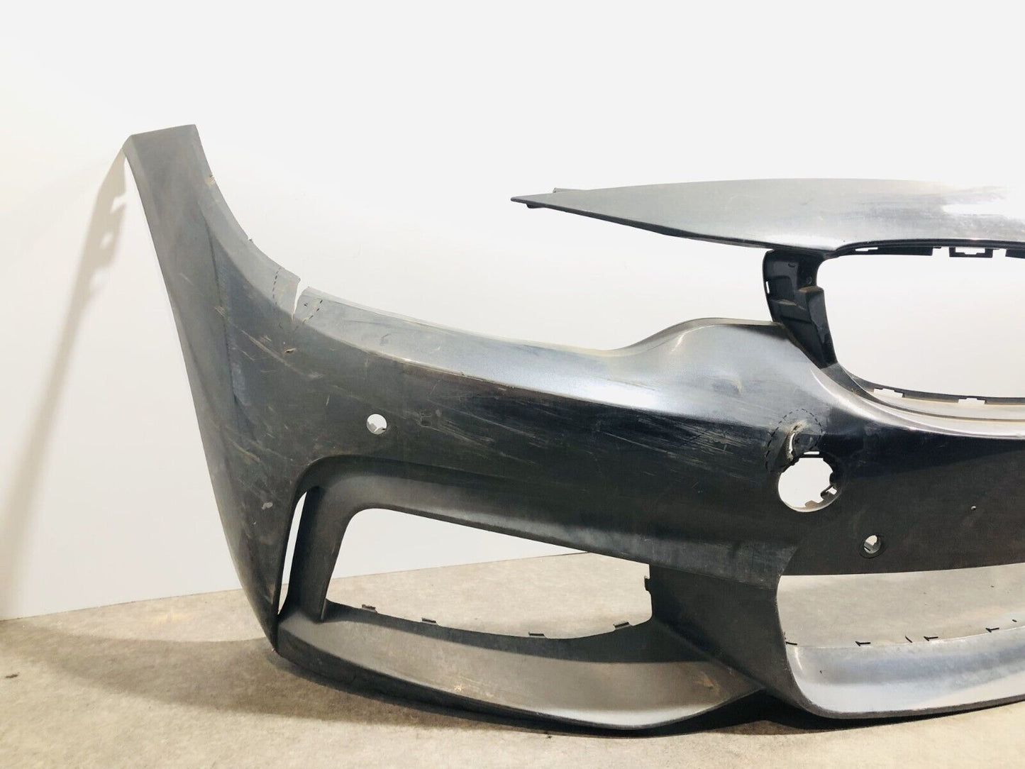 BMW 4 SERIES M SPORT FRONT BUMPER F32 F33 F36; P/N: 51118054502