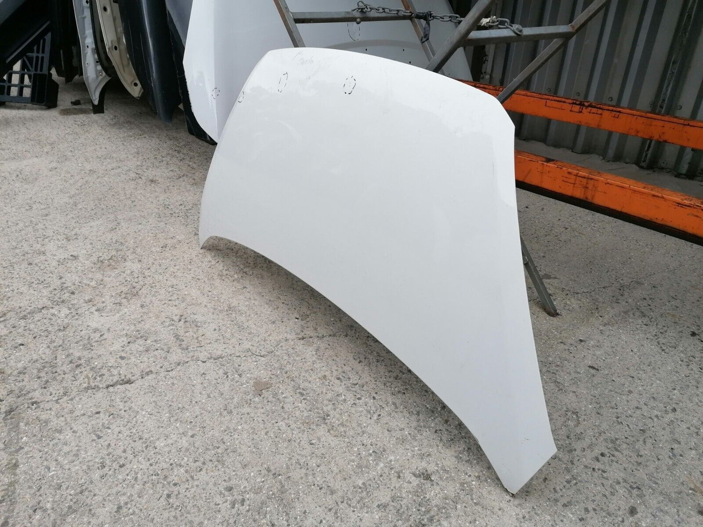 GENUINE 2011-2017 KIA PICANTO BONNET  IN WHITE