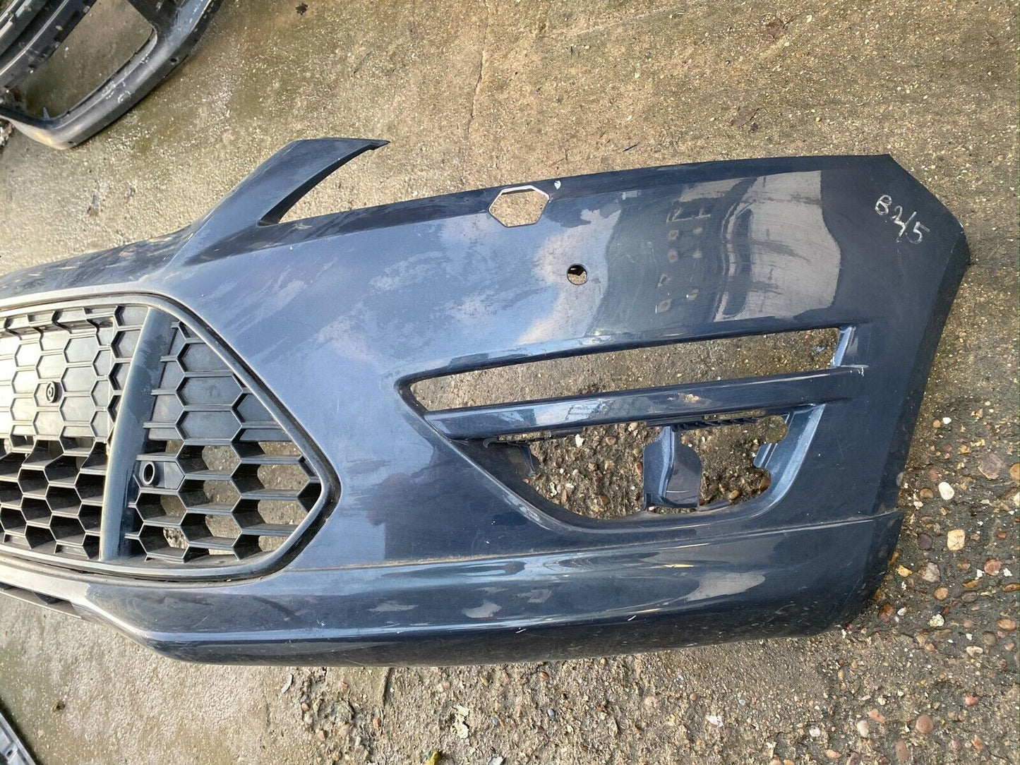 GENUINE FORD MONDEO ST ZETEC S MK4 FACE LIFTING 2011-2015 FRONT BUMPER IN GREY