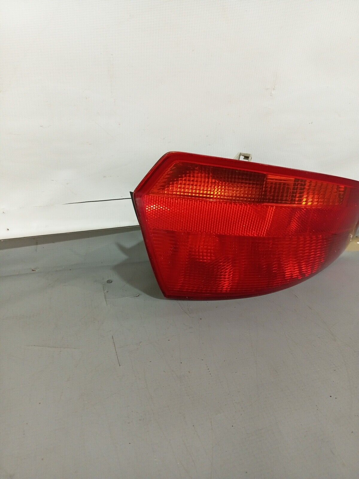 AUDI A3 S3 8P 2003-2008 RIGHT DRIVER SIDE REAR TAIL LIGHT